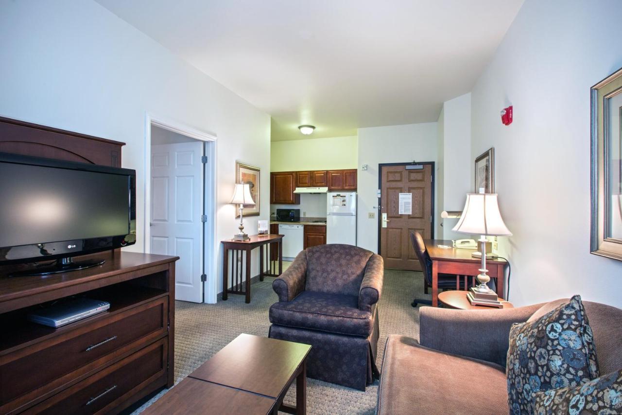 Staybridge Suites Rockford By Ihg Extérieur photo