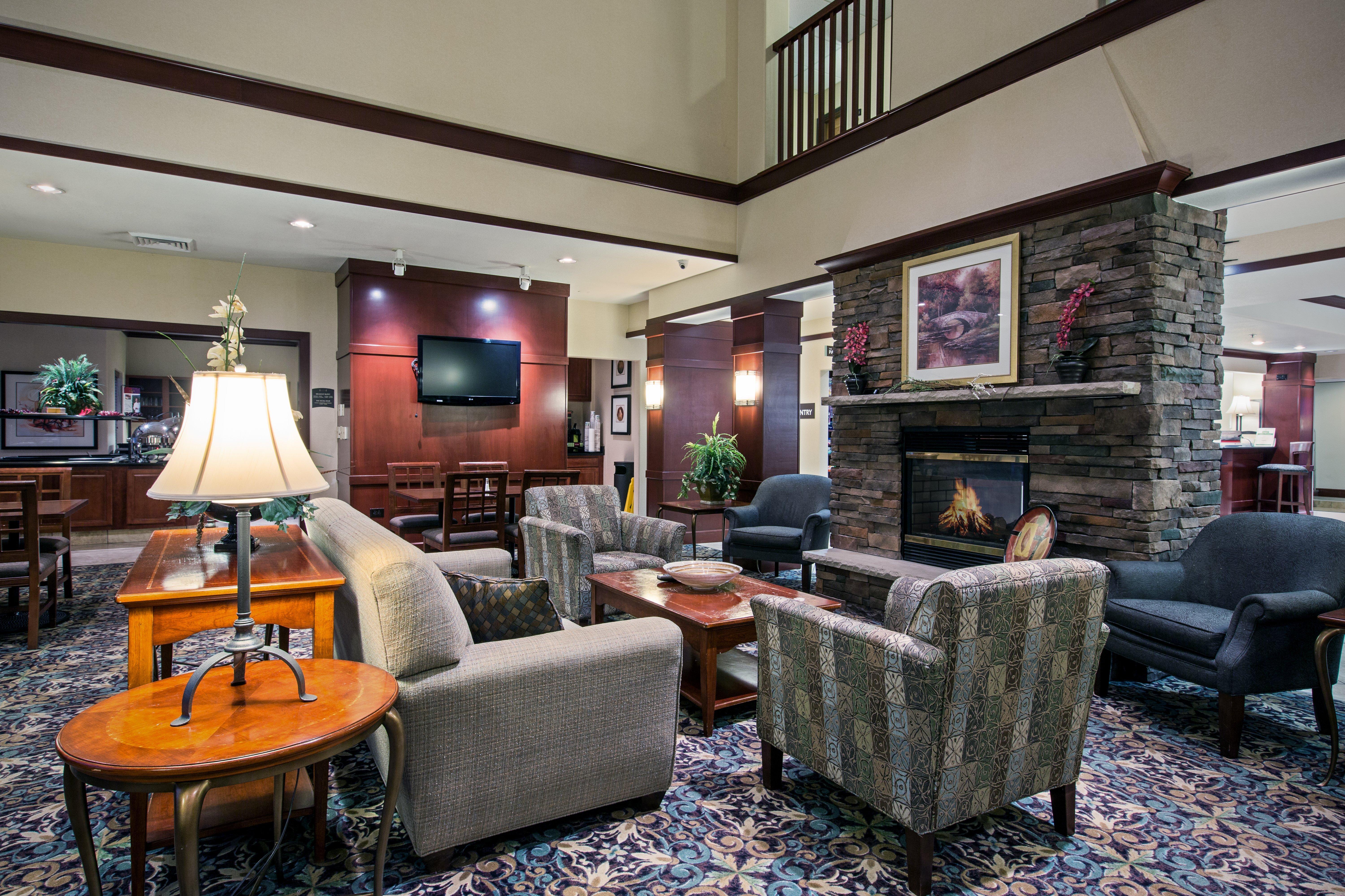 Staybridge Suites Rockford By Ihg Extérieur photo