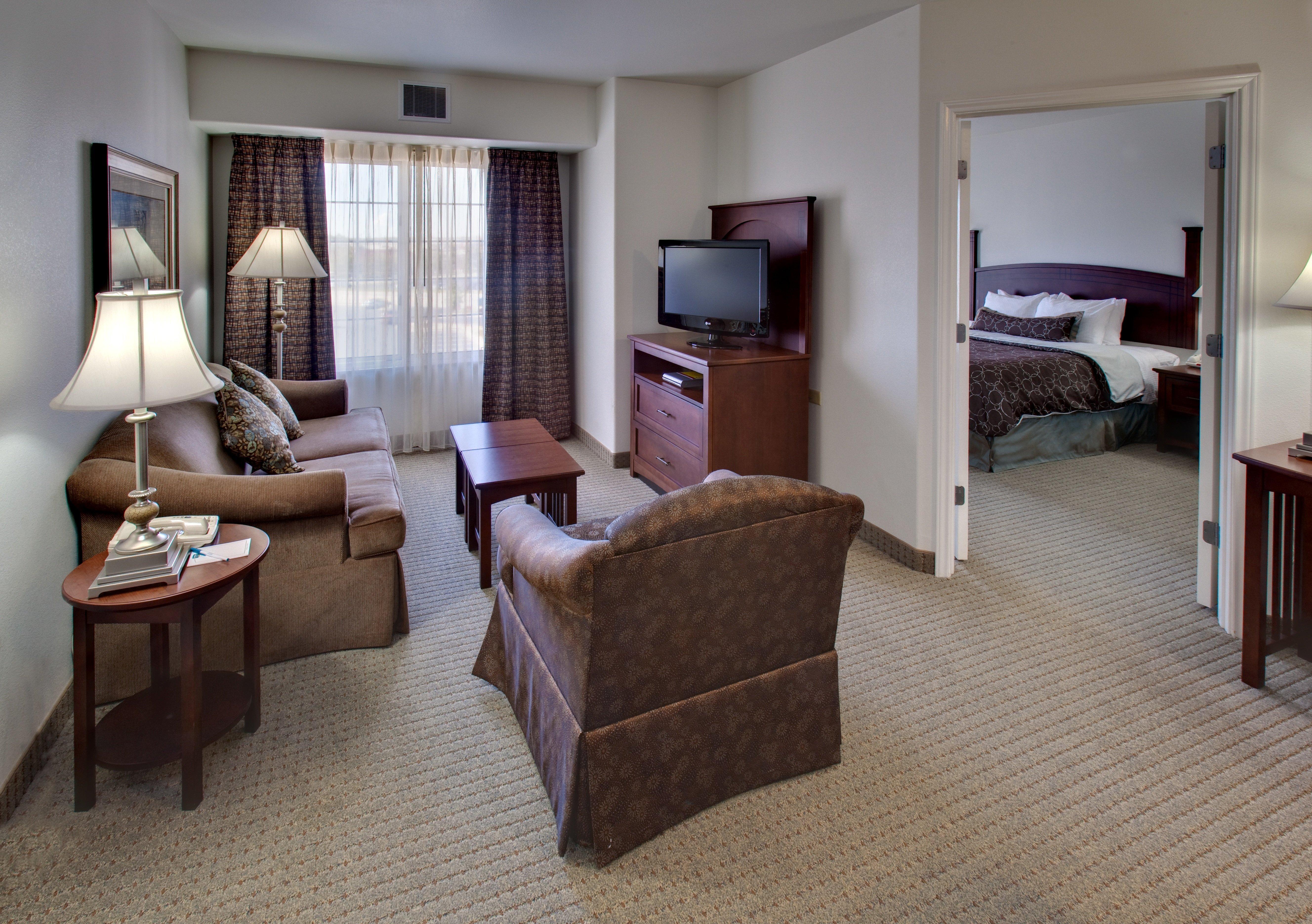 Staybridge Suites Rockford By Ihg Chambre photo