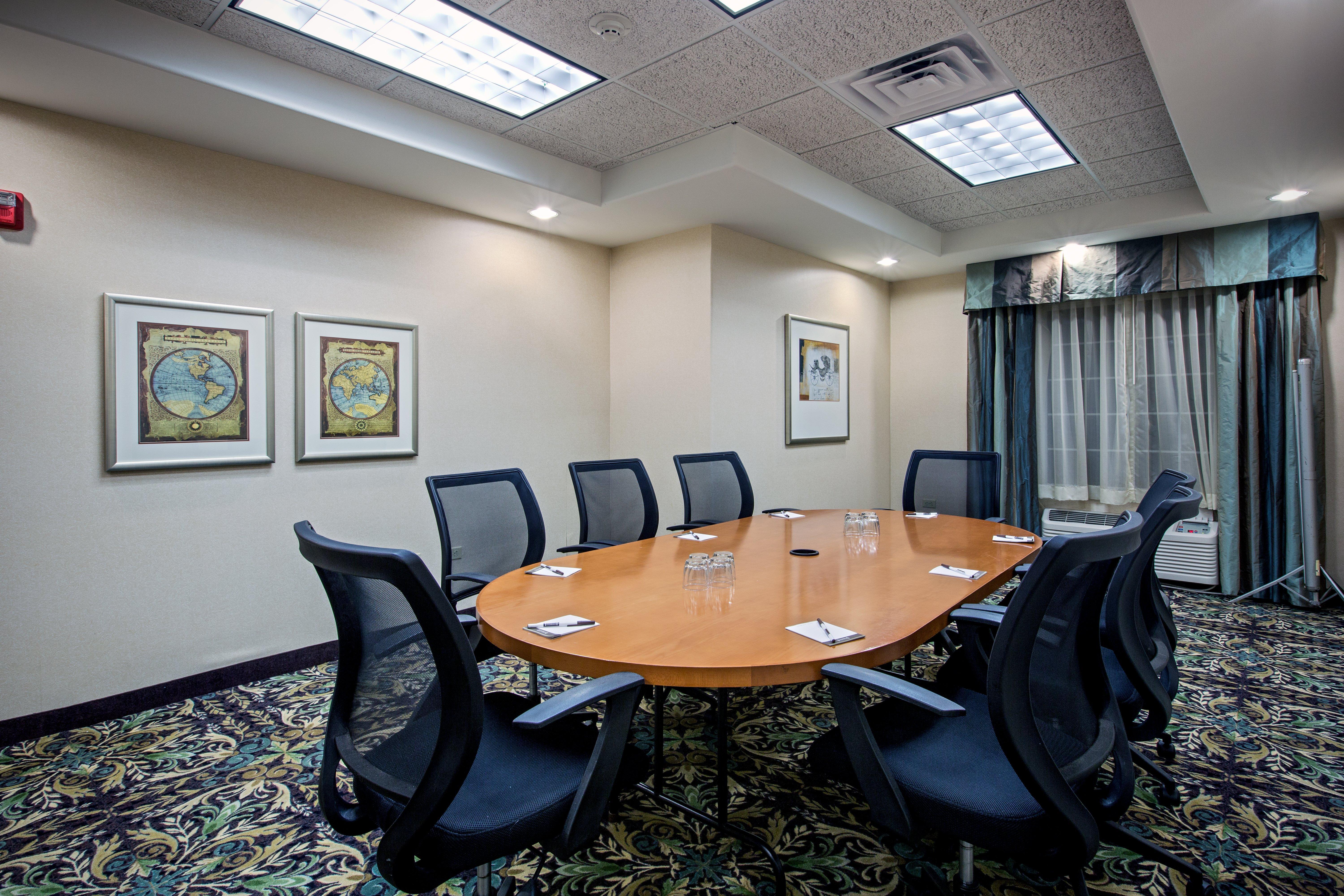 Staybridge Suites Rockford By Ihg Extérieur photo