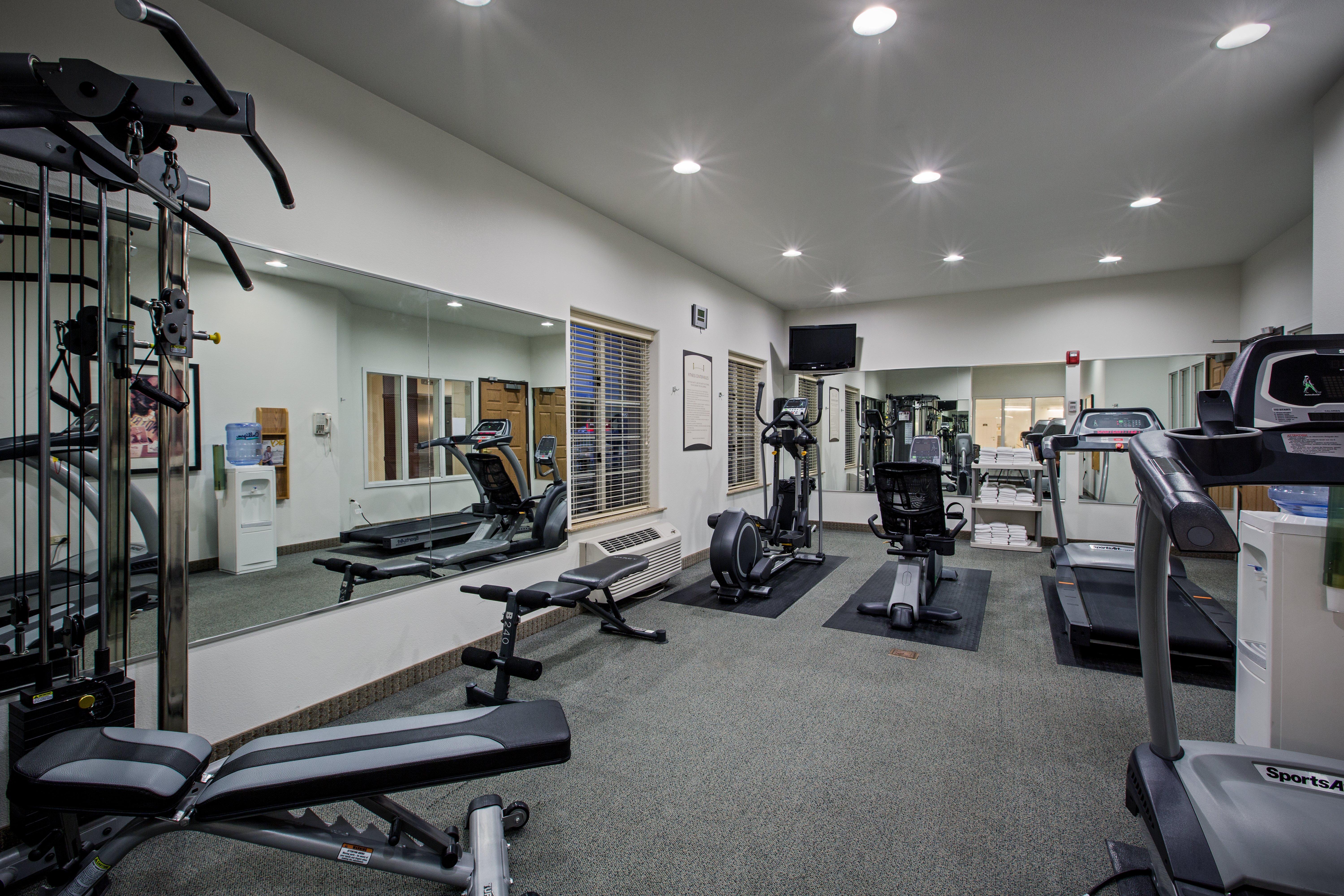 Staybridge Suites Rockford By Ihg Extérieur photo