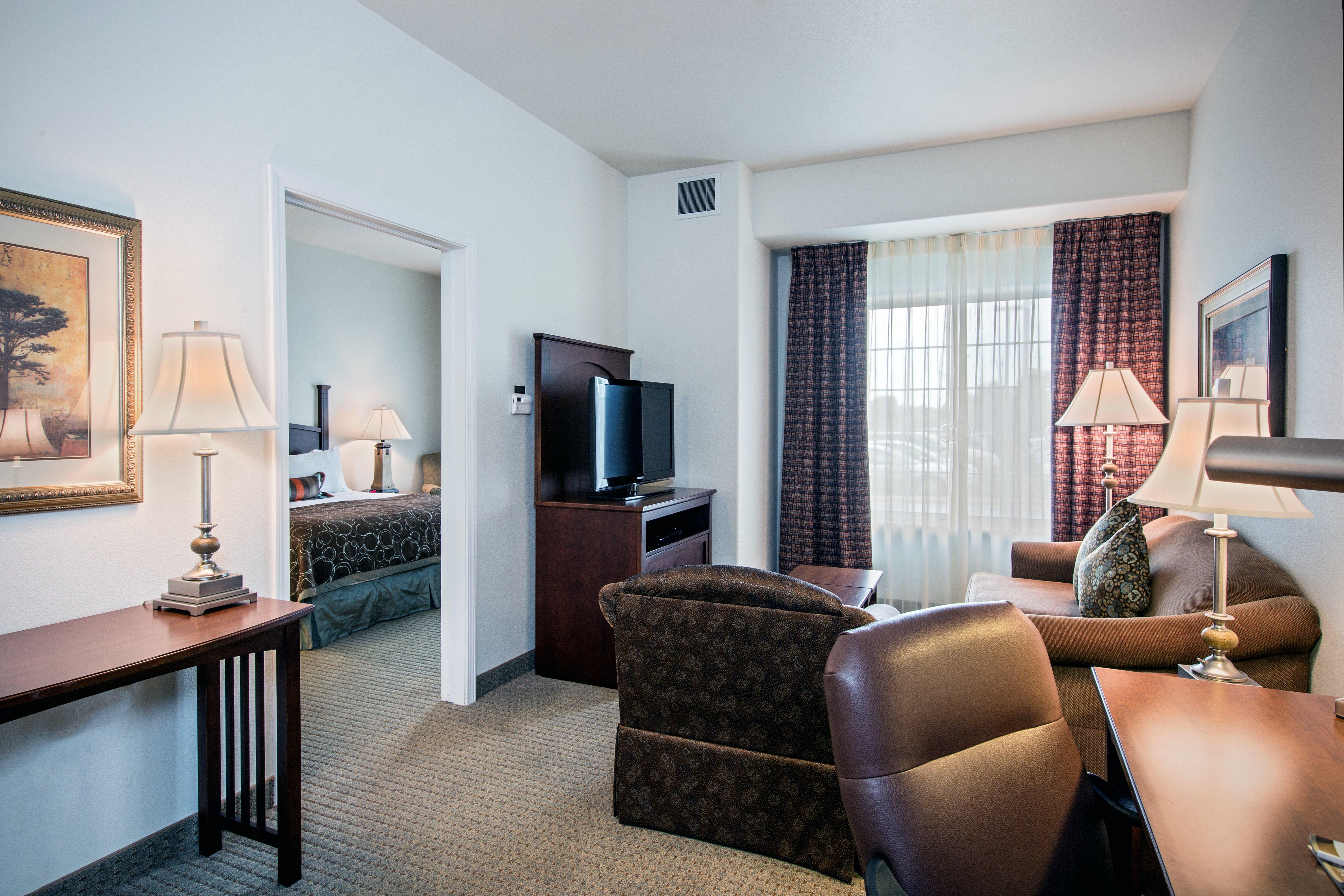 Staybridge Suites Rockford By Ihg Extérieur photo