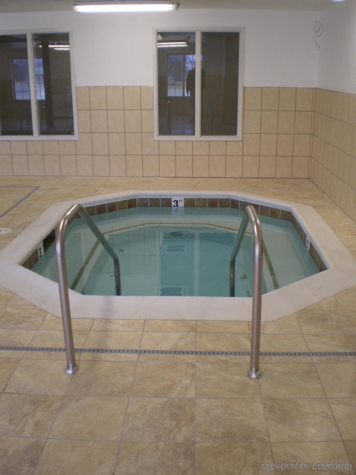 Staybridge Suites Rockford By Ihg Facilités photo