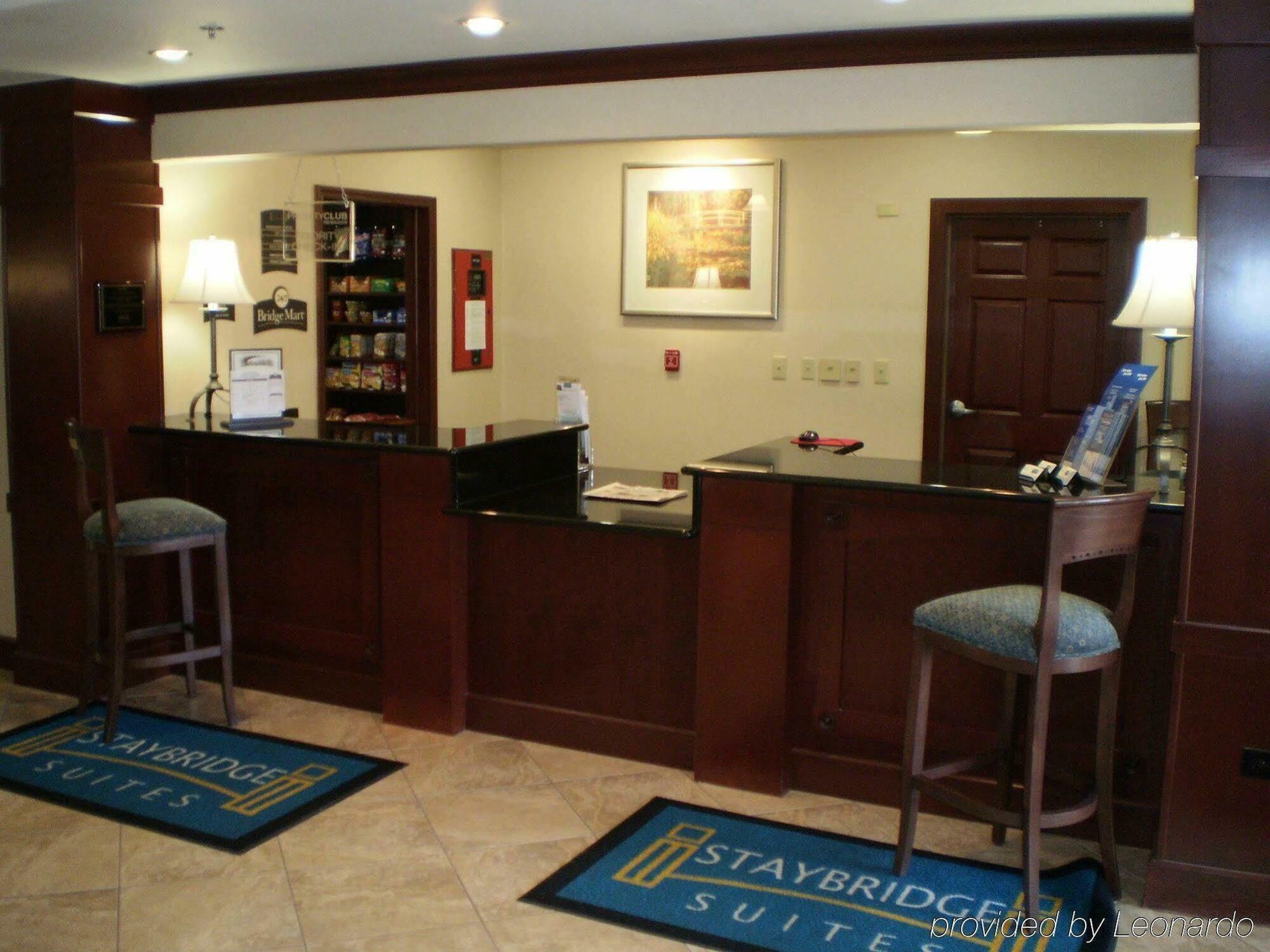 Staybridge Suites Rockford By Ihg Intérieur photo